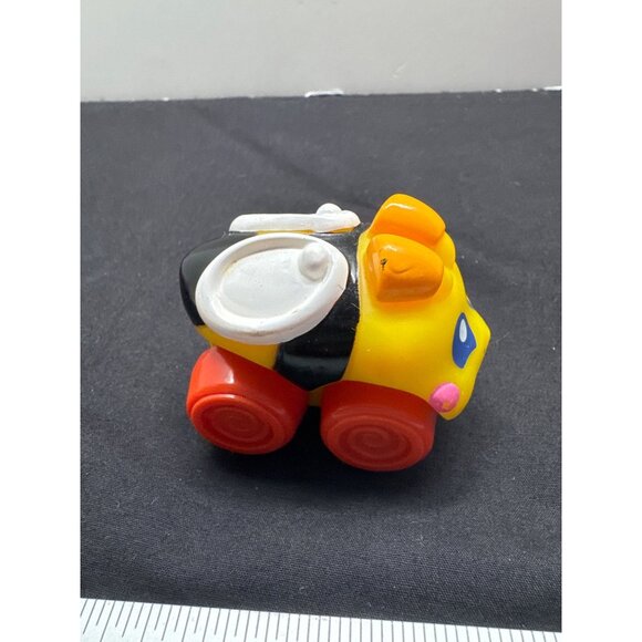 Playskool Wheel Car Bumble Bee Buzzy Little Yellow Color For Children Toy - Picture 3 of 7